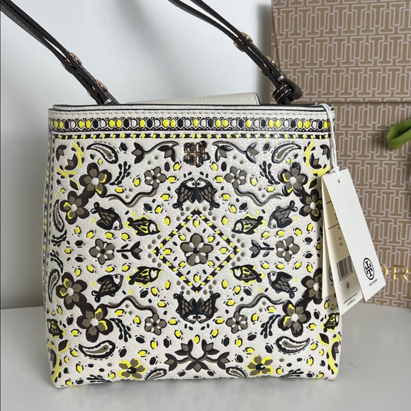 NWT Tory Burch Emerson Small Bucket Bag - Picture 7 of 17